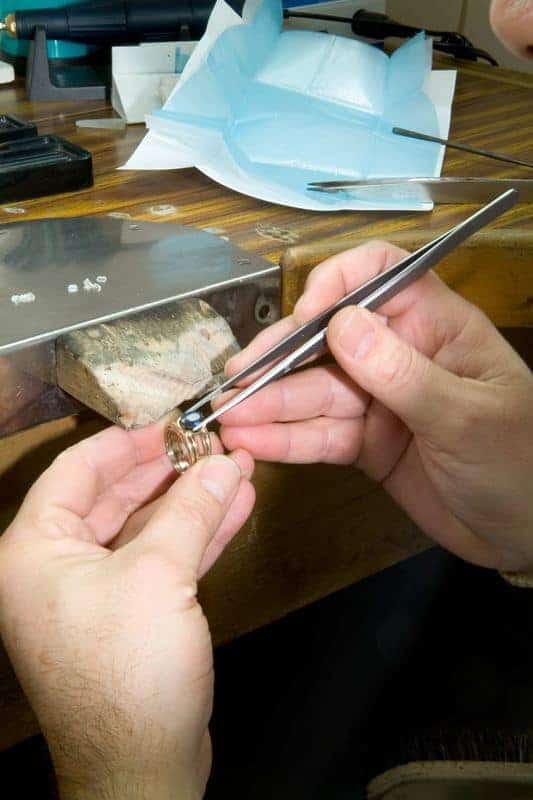 CIO Joyeros - Taller - Alta joyería personalizable Franco Da Vinci - Sevilla